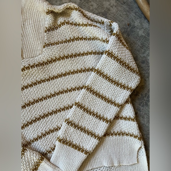 Madewell button up cowl neck sweater - Picture 3 of 3